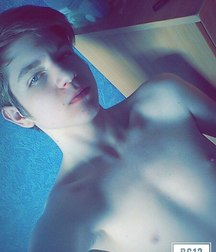 russian real boys 5a6c8e2789852.jpg