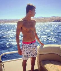 super nice mens 5a6efe425fcd7.jpg