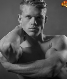 real sexy pics 5a7497ff68154.jpg