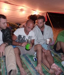 amis en  vacance 5a79be97bb98d.jpg