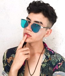 some romantic picture 5a7e04782a659.jpg