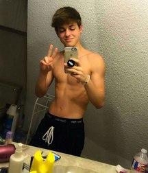 teens 5a7e07b92af9c.jpg