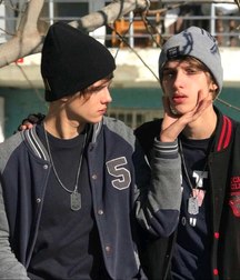 teens 5a7e07d2daf50.jpg