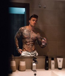 un peu de sex  5aa1568443216.jpg