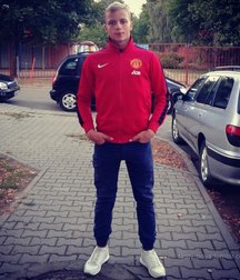 russian boys 5aa8f54cb4a32.jpg
