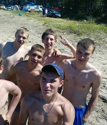 russian boys 5aa8f570d304a.jpg