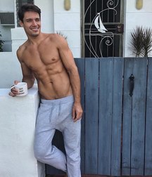 la beaute des hommes 5aad4edc30489.jpg