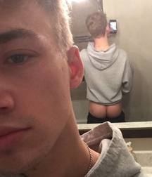 wank before sleep 5ab0372711c42.jpg