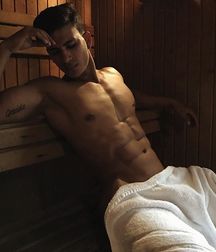 charm , no porn 5ab1488ba42a8.jpg