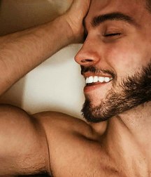 charm , no porn 5ab148e73f0b1.jpg