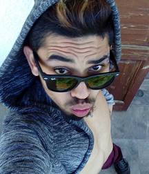 amis 5ab8c29f565b5.jpg