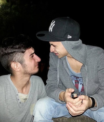 mes amis s'amusent 5ace1a440009e.jpg