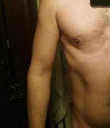encore des garçons 5ace2f544ddd8.jpg