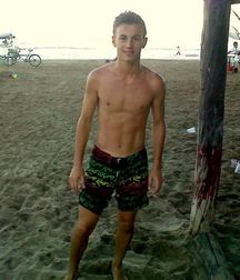 wow je suis branleur 5ad2564caa5a8.jpg