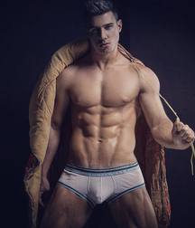 trop de sex mais wow 5ad25813c971c.jpg