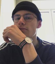 les hommes sont beaux 5ad25a953172d.jpg