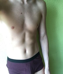 les hommes sont beaux 5ad25aacaf132.jpg