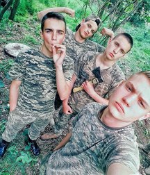 be soldiers 5ad4a1f3d72f0.jpg