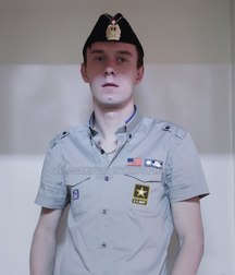 be soldiers 5ad4a28328e0d.jpg