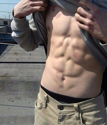 wowwww boyssss 5adf4d0eb60f0.jpg