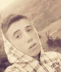 2 ou 3 amis sexy 5ae17fbfe72bf.jpg