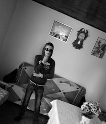 2 ou 3 amis sexy 5ae17fce85e36.jpg