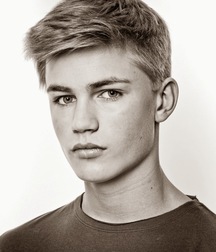 top model 5ae19d11c91db.jpg