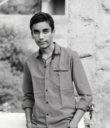 indian frends 5ae3117f52cc2.jpg