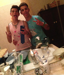 so nice boys 5ae379b068d72.jpg
