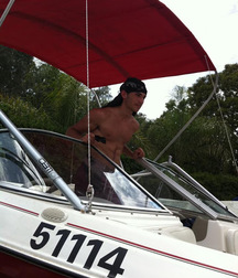 en bateau 5ae4d701cf06d.jpg