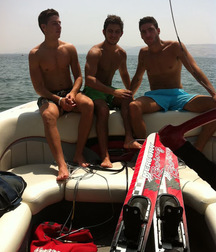 en bateau 5ae4d71727fbb.jpg
