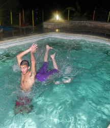 sex in the water 5ae5ea50652be.jpg