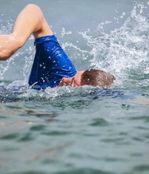 natation sexy 5ae61e3f4f91d.jpg