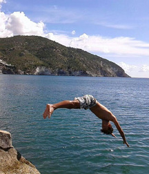  mirrors and dives 5aecbc7ed5eed.jpg