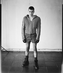 les plus beaux et sexy garçons 5af17aff0c89f.jpg