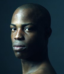 les plus beaux et sexy garçons 5af17b640487e.jpg