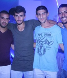 encore des jeunes amis 5af74dbbbc3d6.jpg