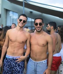 encore des jeunes amis 5af74dd791535.jpg