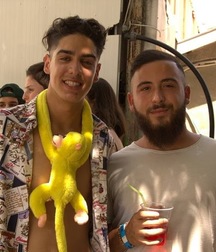 encore des jeunes amis 5af74ddbd69a3.jpg