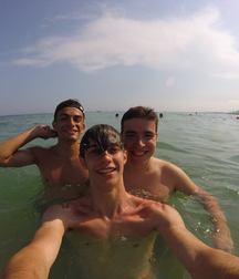 boys and boys 5afc1dd9c404d.jpg