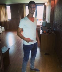 julien et ses amis 5afc96aba2178.jpg