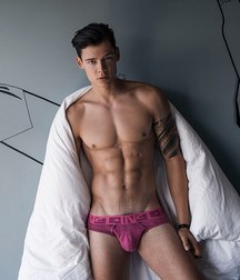 fantastic pics of boys 5b008e5f2188f.jpg
