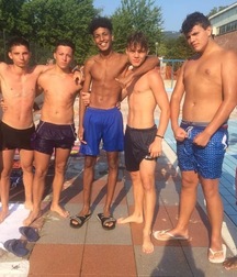 equipes sexy 5b0a434f2251c.jpg