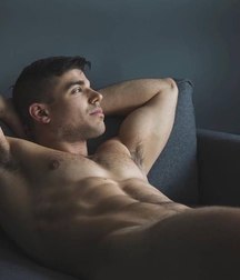 une petite branlette du soir 5b0b0d93212ab.jpg