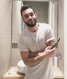 une petite branlette du soir 5b0b0dd9d7268.jpg