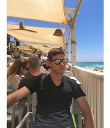 mon ami jean luc  5b0c23b5baa40.jpg