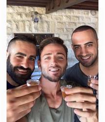 hommes merveilleux 5b0c47f944b60.jpg