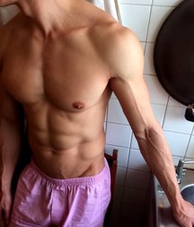 I'm fucking gay. 5b0f0ebba5e14.jpg