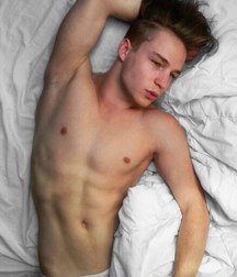 I'm fucking gay. 5b0f0ef20f9f9.jpg