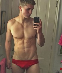 boy toy  5b14f4b10c147.jpg